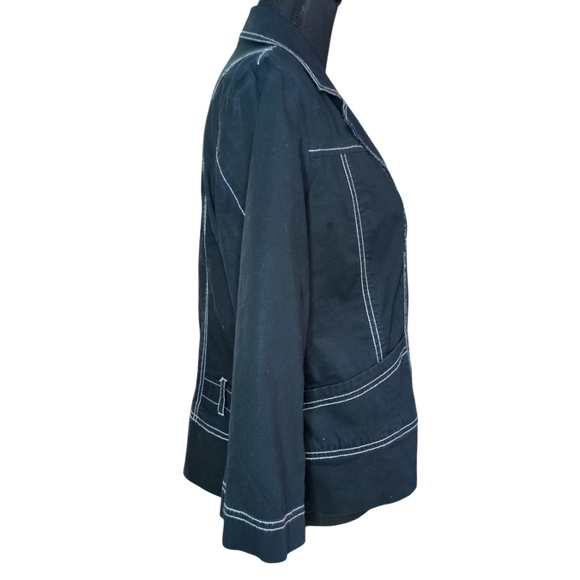Chico's Elainah Jacket: Classic Black, With White contrast Stitching- Size 1 - Picture 2 of 7